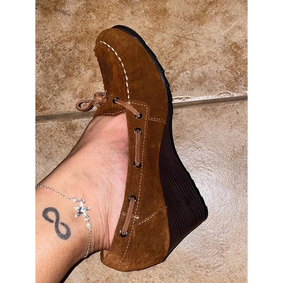 Eddie Bauer Wedge Heels Womens Size 11 Brown Leather Casual  Boho Slip On - Picture 3 of 13
